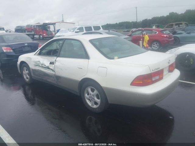 1997 LEXUS ES 300 JT8BF22G1V0036203 Photo 2