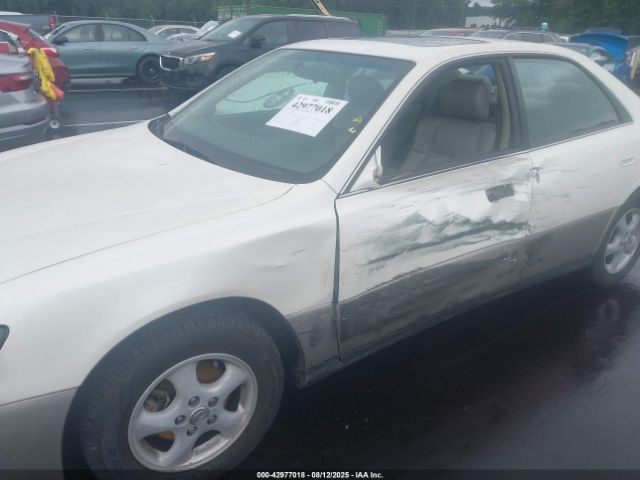 1997 LEXUS ES 300 JT8BF22G1V0036203 Photo 5