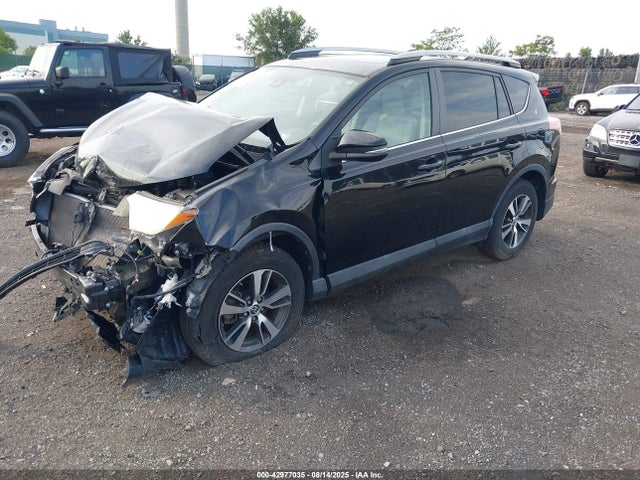Toyota 2ar-fe 2017 2T3RFREV3HW548547 Image 2