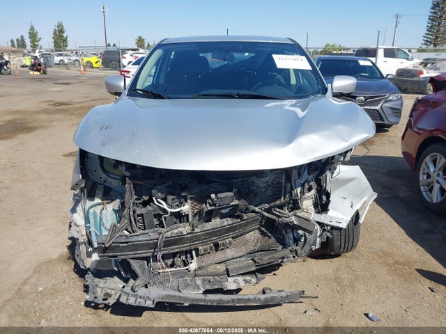 JN1BJ1CP5KW526485 Nissan 2019