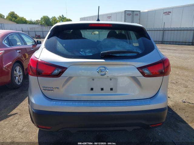 JN1BJ1CP5KW526485 Nissan 2019