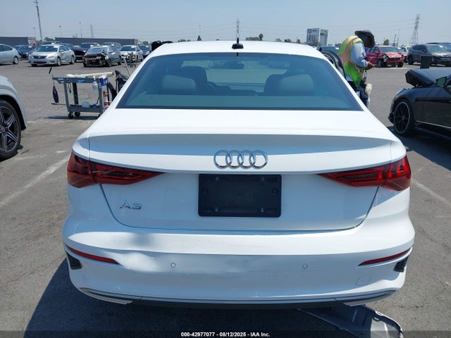 WAUAUDGY8PA119265 Audi 40 tfsi