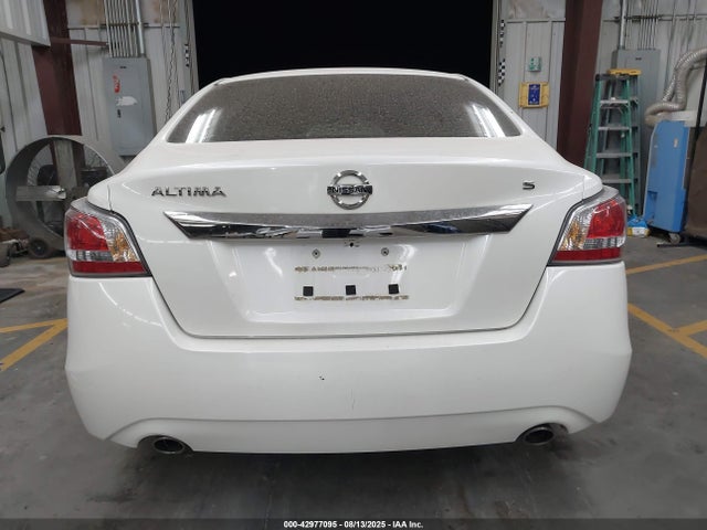Nissan Altima 2015 1N4AL3APXFC240047 Image 16