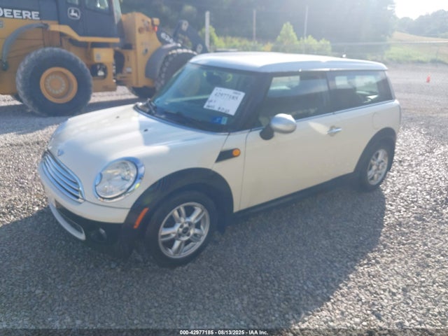 2008 MINI COOPER CLUBMAN WMWML33508TJ46973 Photo 1