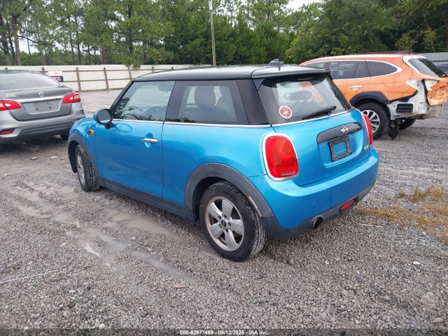 2016 MINI HARDTOP WMWXP5C52G3B76717 Photo 2