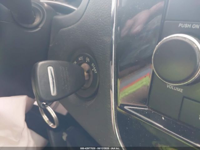 2012 CHRYSLER 200 1C3CCBBBXCN101802 Photo 10