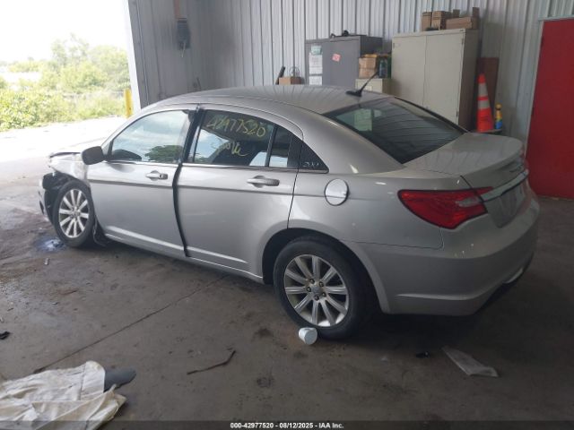 2012 CHRYSLER 200 1C3CCBBBXCN101802 Photo 2