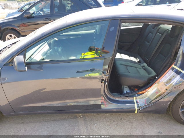 Tesla MODEL 3 2023 5YJ3E1EA5PF645325 Image 13
