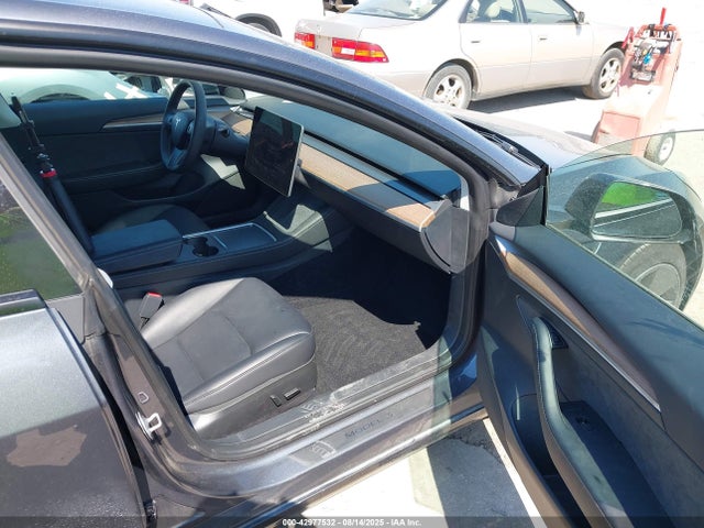 2023 TESLA MODEL 3 5YJ3E1EA5PF645325 Photo 4