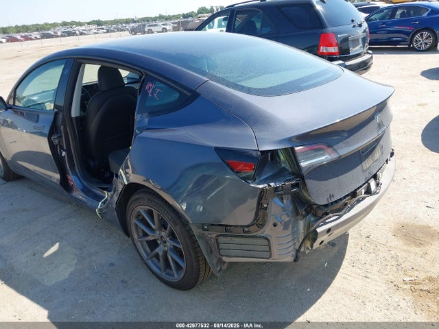 2023 TESLA MODEL 3 5YJ3E1EA5PF645325 Photo 5