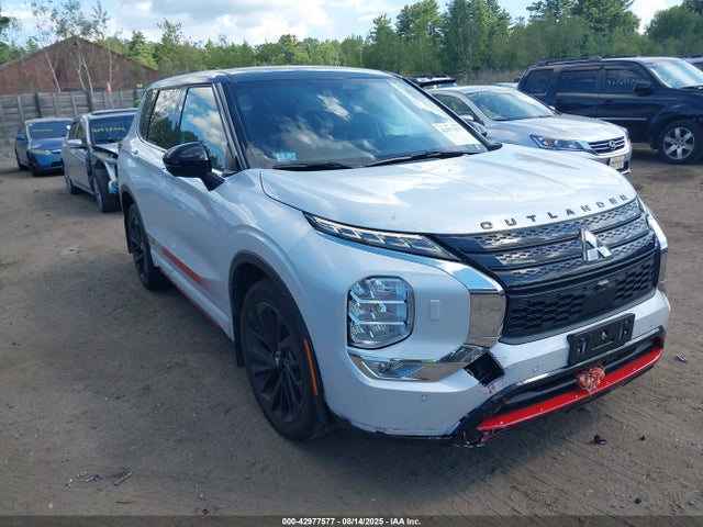 JA4J4VA82RZ086425 Mitsubishi Outlander