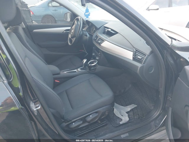 WBAVL1C59EVY17338 BMW X1