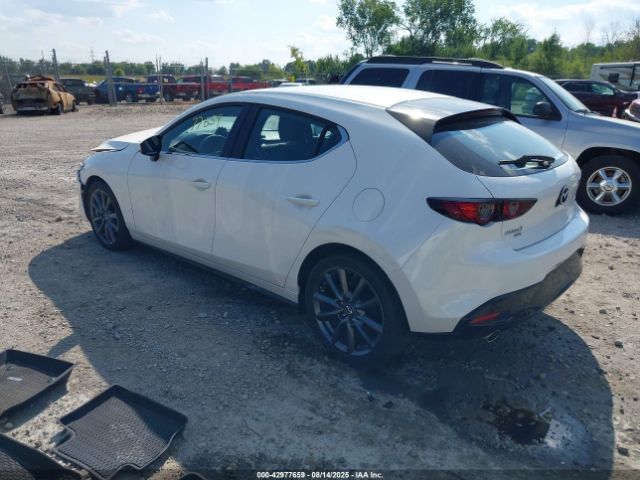2021 MAZDA MAZDA3 HATCHBACK JM1BPBLL9M1345436 Photo 2