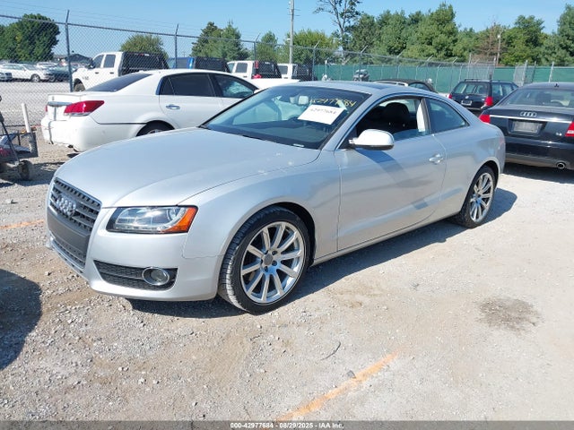 2011 AUDI A5 WAURFAFRXBA086770 Photo 1