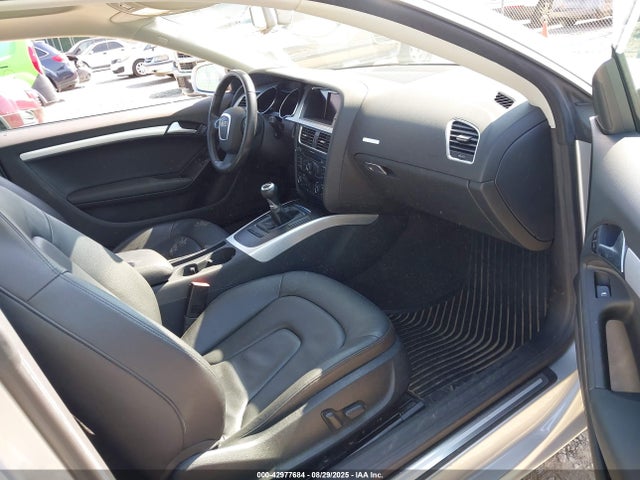 2011 AUDI A5 WAURFAFRXBA086770 Photo 4