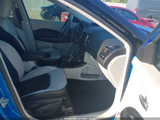 Jeep 2019 2019 3C4NJCCB2KT809829 Image 5