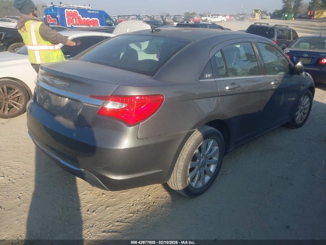 2012 Chrysler 200 Touring მანქანა იყიდება აუქციონზე, vin: 1C3CCBBB0CN113814, აუქციონის ნომერი: 42977805