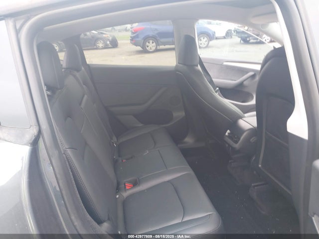2023 TESLA MODEL Y 7SAYGDEE9PA053382 Photo 7
