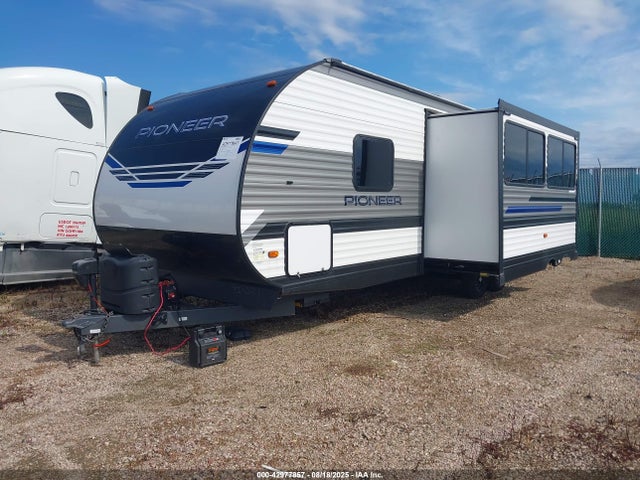 5SFPB3222NE504324 Heartland Pioneer, Prowler, & Prowler Lnyx