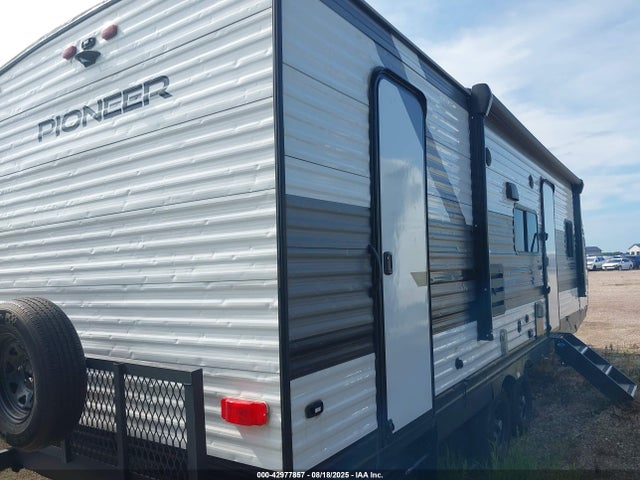 5SFPB3222NE504324 Heartland Pioneer, Prowler, & Prowler Lnyx