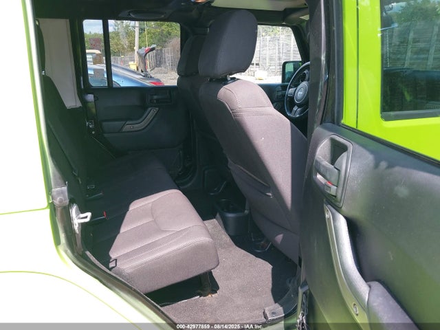 1C4BJWDG4EL133785 Jeep Wrangler