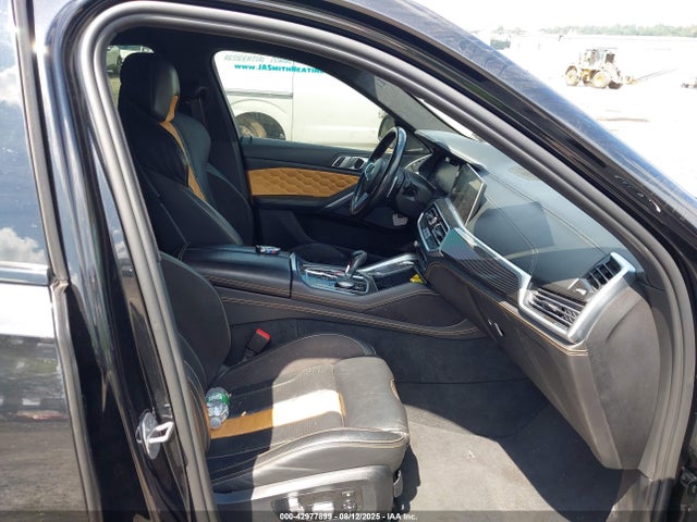 2022 BMW X6 M 5YMCY0C05N9M82122 Photo 4