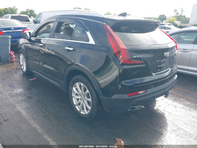2020 CADILLAC XT4 1GYAZAR48LF097403 Photo 2