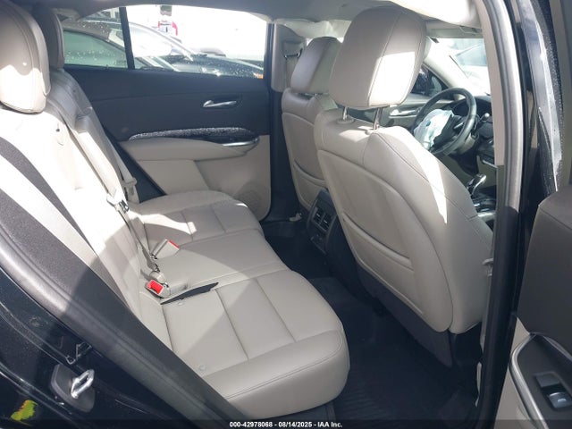 2020 CADILLAC XT4 1GYAZAR48LF097403 Photo 7