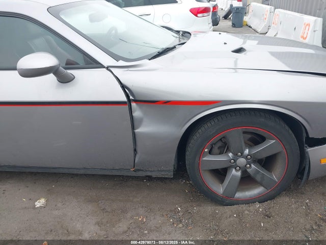 2C3CDYBT4EH229764 Dodge Challenger