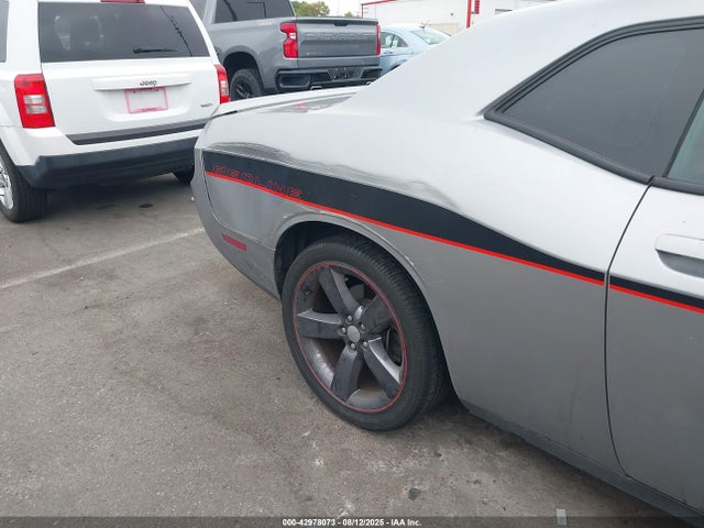 2C3CDYBT4EH229764 Dodge Challenger