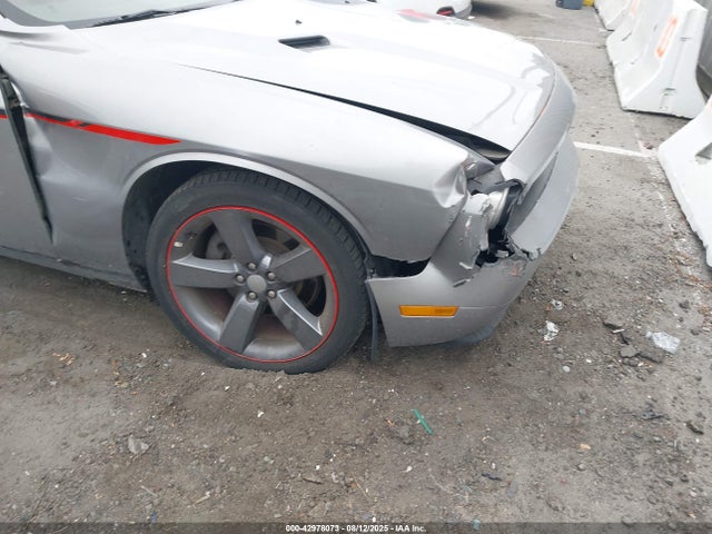 2C3CDYBT4EH229764 Dodge Challenger