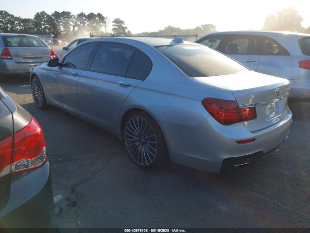 2015 BMW 750LI WBAYF8C51FD655452 Photo 2