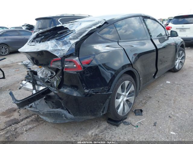 2021 TESLA MODEL Y 5YJYGDEE2MF200296 Photo 3