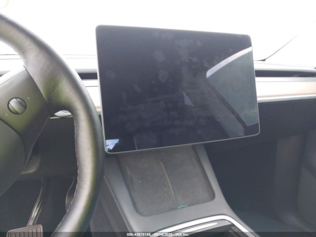 2021 TESLA MODEL Y 5YJYGDEE2MF200296 Photo 6