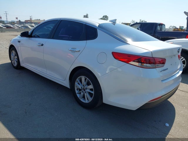 KNAGT4L3XG5095776 KIA Optima Lx