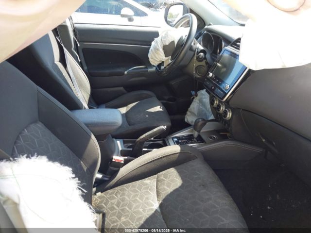 2020 MITSUBISHI OUTLANDER SPORT JA4AR3AU4LU024869 Photo 4