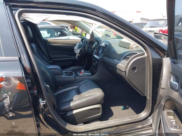 2021 CHRYSLER 300 2C3CCAAG8MH558299 Photo 4