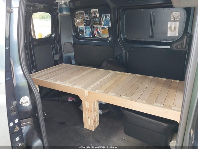 3N6CM0KN8HK690723 Nissan NV200
