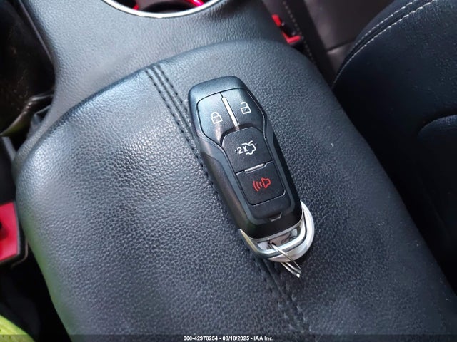 1FA6P8CF5F5416910 Ford 2015