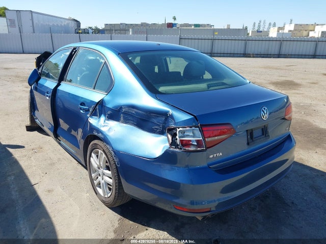 Volkswagen tsi 2018 3VW2B7AJ9JM261402 Image 3