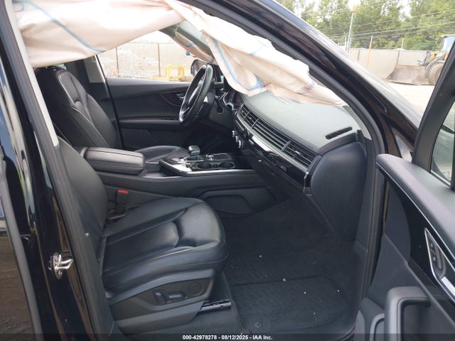 2019 AUDI Q7 WA1LAAF74KD009892 Photo 4
