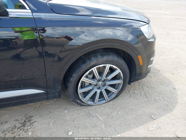 2019 AUDI Q7 WA1LAAF74KD009892 Photo 5