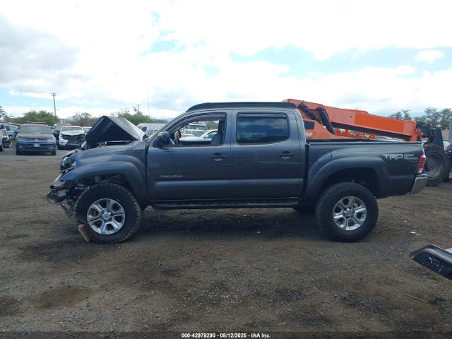 Toyota Tacoma Base V6 2015 5TFLU4EN5FX140932 Image 14