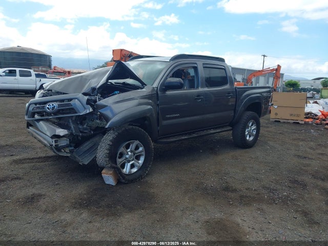 Toyota Tacoma Base V6 2015 5TFLU4EN5FX140932 Image 2