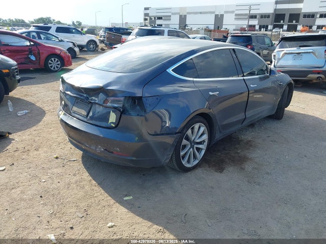 2019 TESLA MODEL 3 5YJ3E1EA1KF307588 Photo 3