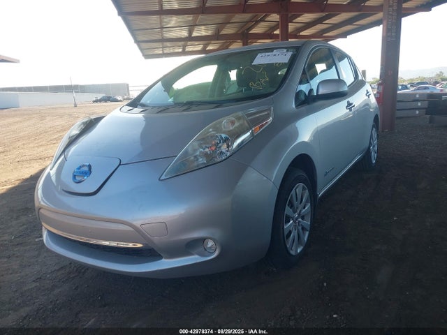 1N4AZ0CP4FC318851 Nissan Leaf