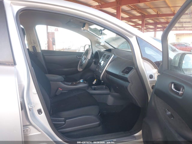 1N4AZ0CP4FC318851 Nissan Leaf