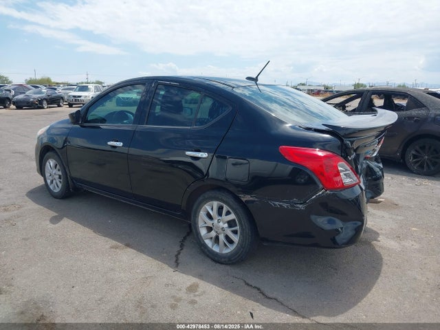 3N1CN7AP8HL801330 Nissan 2017