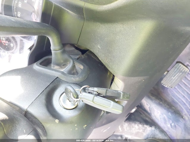 1GCRWAEF7MZ350624 Chevrolet l82