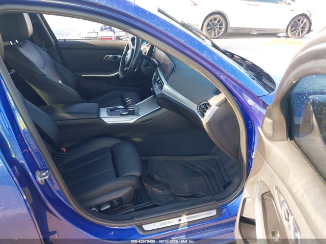 42978498 :رقم المزاد ، 3MW5R1J02L8B05307 vin ، 2020 Bmw 330i مزاد بيع